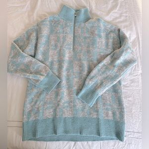 Women’s Loft holiday turtleneck sweater snowflake zipper medium soft like new